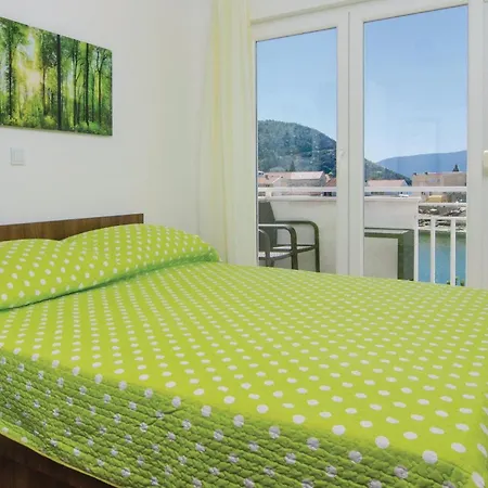 Apartmán Beautiful In With House Sea View Blace