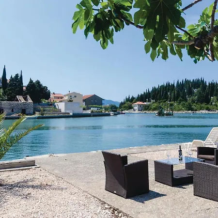 Beautiful In With House Sea View Apartmán Blace