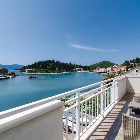 Beautiful In With House Sea View * Blace