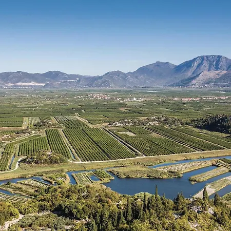 Lägenhet With Sea View Xii
