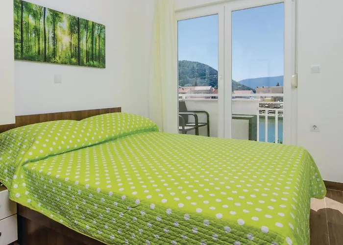 Apartman With Sea View Xii Blace