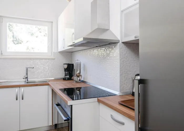 Apartman With Sea View Xii *